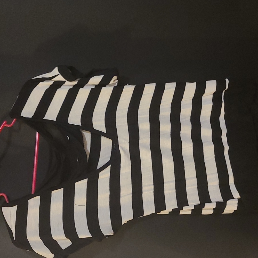 Shirt - Picture 2 of 2
